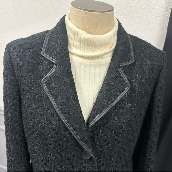 Albert Nipon Textured Black Blazer & Pant Suit Set With Leather Trim - Picture 2 of 16